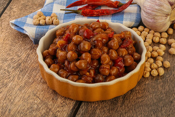 Baked chickpea with tomato sauce