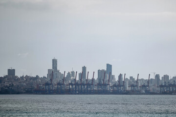 Fototapeta premium Skyline view of Beirut from the promenade near the sea