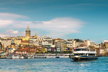 Fototapeta na wymiar Golden Horn bay and view of Galata Tower in Istanbul, Turkey.