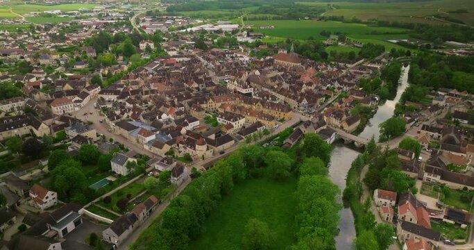 Chablis is a town and commune in the Yonne department of the Franche-Comte region of Burgundy. Situated in the valley of the Seran River