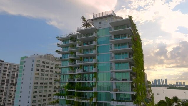 Aerial video Monad Terrace Miami Beach condominium on Biscayne Bay