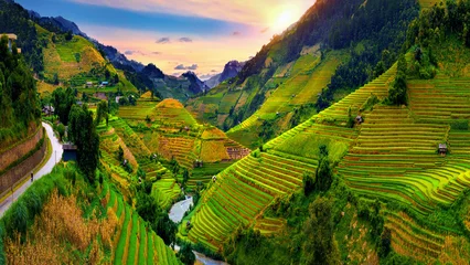 Photo sur Plexiglas Mu Cang Chai Beautiful Rice terraces at viewpoint in Mu cang chai, Vietnam.