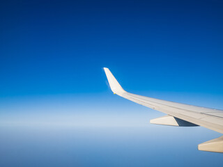 飛行機・空・海外旅行　イメージ	
