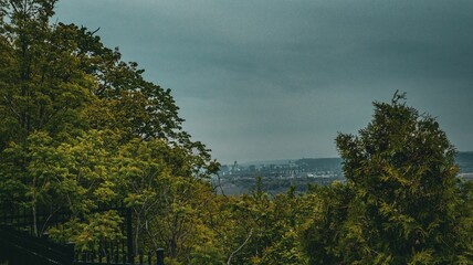 Natural scenery captured at the darkening of the day