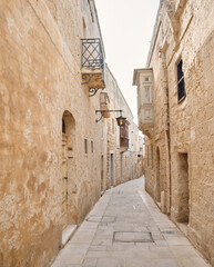 Fototapeta na wymiar beautiful views of the old medieval city of Mdina, Malta