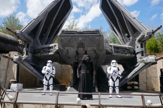Star wars statues at Disney World Hollywood Studios
