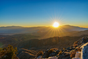 Naklejka premium keys view sunset, joshua tree national park
