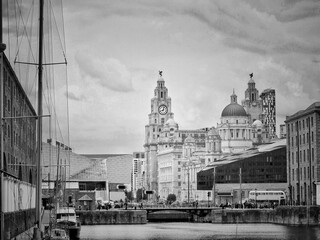 Fototapeta na wymiar Royal Albert Dock in Liverpool