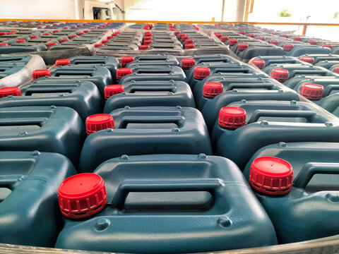 cloro, acido, garrafas, adr, mercancias peligrosas, minus, ph