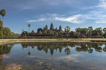 Fototapeta na wymiar Beautiful shot of the Angkor Wat temple complex and the largest monument in Cambodia