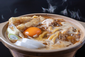 土鍋と鍋焼きうどん