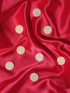 Heart shaped candy - The Ick