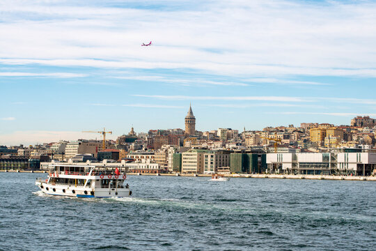 Galata Tower , Istanbul
