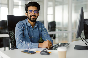 Portrait happy manager computer enjoy workplace