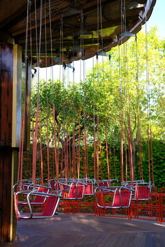 carousel seats
