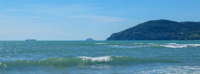 Spiaggia Libera La Rotonda bei Carrara in Italien