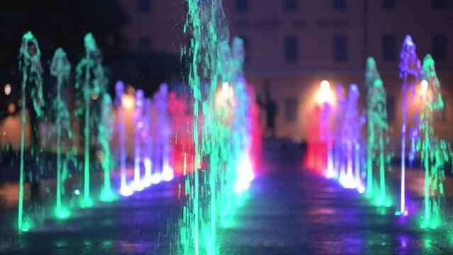 Fontane colorate a Reggio Emilia teatro Valli