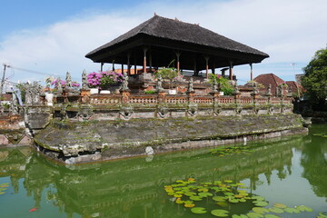 Fototapeta na wymiar Klungkung Königspalast Pavillon in Semarapura auf Bali
