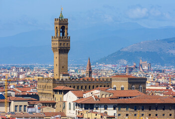 Fototapeta na wymiar Palazzo Vecchio palace over city center in Florence, Italy