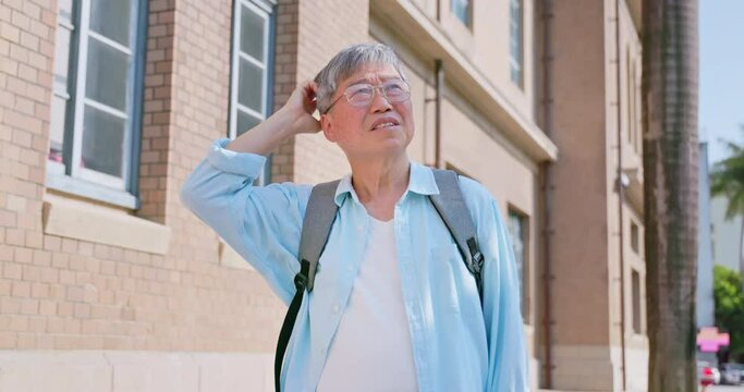 elderly got lost in city