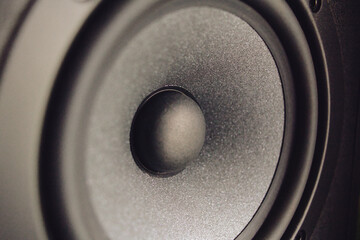 enceinte de musique gros plan