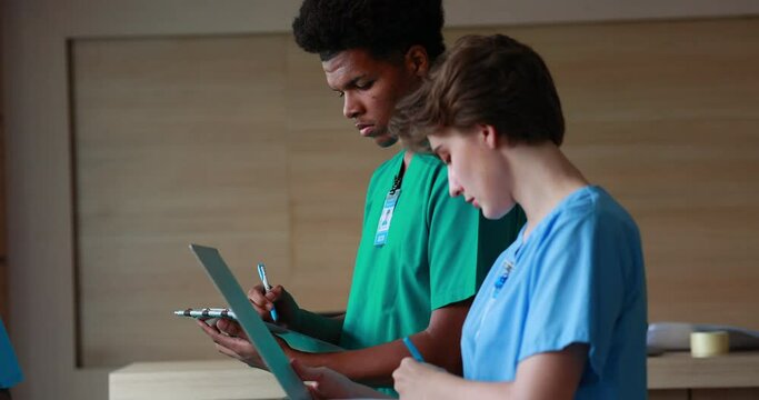 Slow motion Afrian american student in brain surgery class at university. doctor teaches medical diverse students in the X-ray room. Medicine medical and health care concept