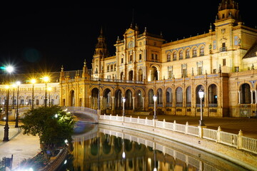 Fototapeta na wymiar Magical atmosphere at Plaza de España in the night, Seville, Andalucia, Spain