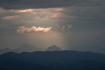 Fototapeta premium clouds in the mountains