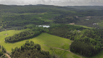 Obraz premium Aerial view of a pretty Canadian valley in Quebec in the Lanaudière region
