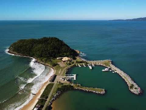 Ilha do Pirata, Ilhota, Itapema, Santa Catarina, Brasil