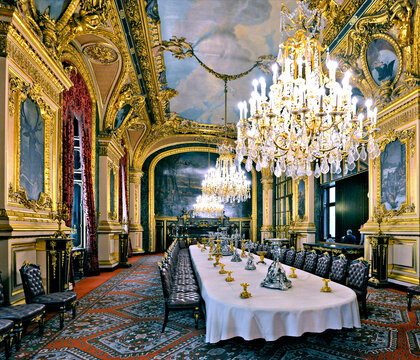 Apartamento de Napoleao lll no Museu do Louvre. Paris. Fran&ccedil;a.