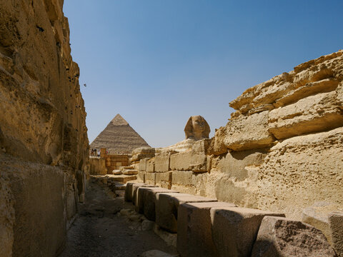 Discovering the Wonders of Ancient Egypts Giza Pyramids and Sphi