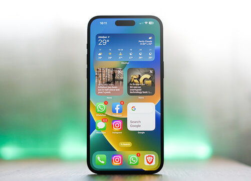 Close up Mobile phone Iphone 14 pro max with application icons