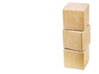 Obraz premium Three empty wood blocks arranged vertically, for your text, isolated on a transparent