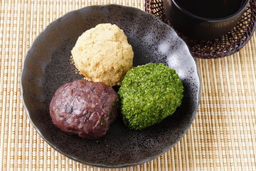 三色のおはぎ　和菓子