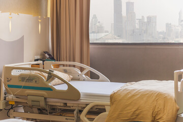 Recovery Room with bed and comfortable medical equipped in a hospital.