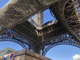 Fototapeta na wymiar The famous construction of the Eiffel Tower in France, Paris