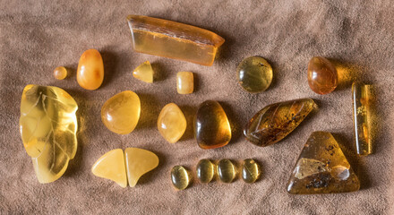 Fototapeta na wymiar Amber stone blanks for creating handmade jewelry.