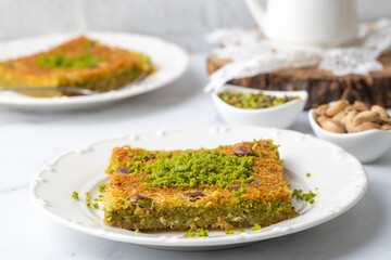 Turkish dessert antep kadayif - pistachio kadayif