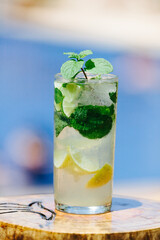 mojito cocktail with lime 
