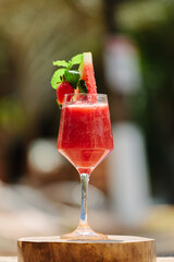 drinks strawberry beach