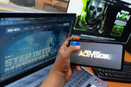 Managua, Nicaragua, June 14th: A Latino man opens an activision game on his android phone