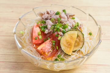 夏の味覚　夏野菜そうめん