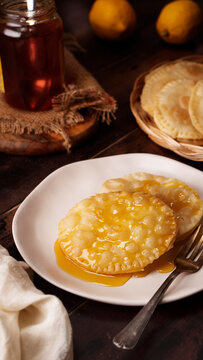 Seadas, fried dessert from Sardinia. Typical dish from Sardinia, make with pastry, cheese and honey