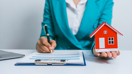 Realtor with contract, red house model, amenities, appraisal price, built-in, central business district, custom made, electricity meter deposit, freehold, foreigner quota, home free investment