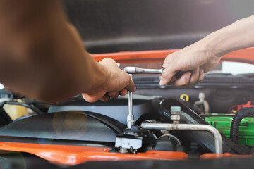 hand turning engine nut