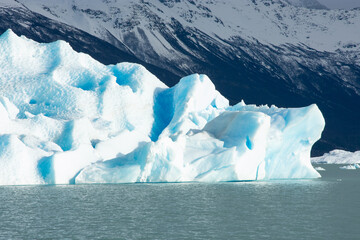 glaciar perito moreno visto desde el lago - obrazy, fototapety, plakaty