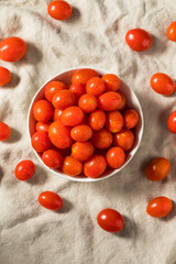 Red Raw Organic Cherry Tomatoes
