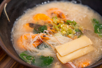 Shrimp rice vermicelli seafood bowl