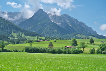 Fototapeta na wymiar Kaiser Mountains in Austria